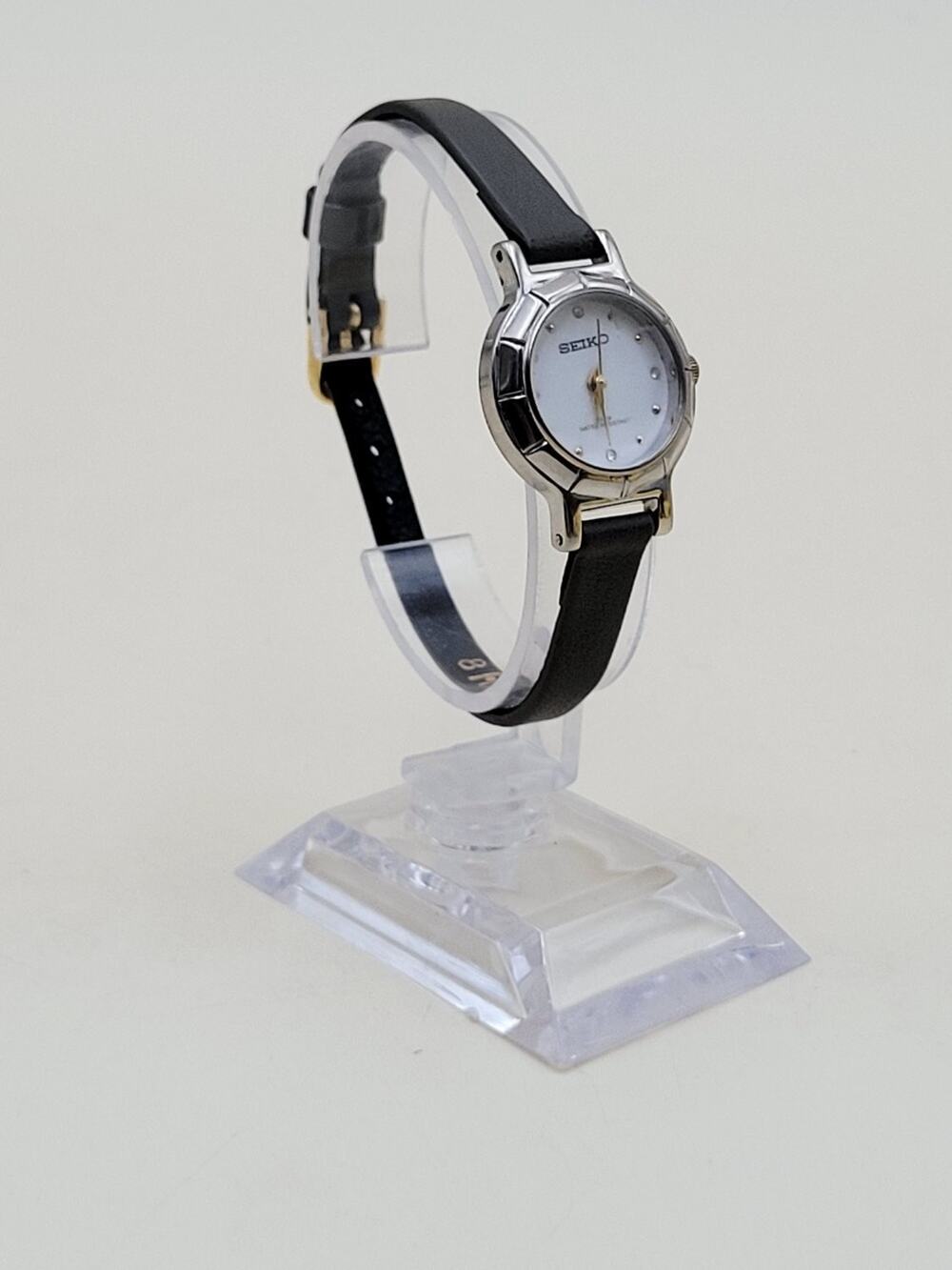 Vintage Seiko 6530-6040 Womens Wristwatch Silver Stainless Steel Leather